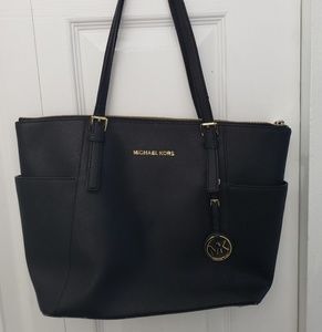 Michael Kors Jet Set Leather Tote